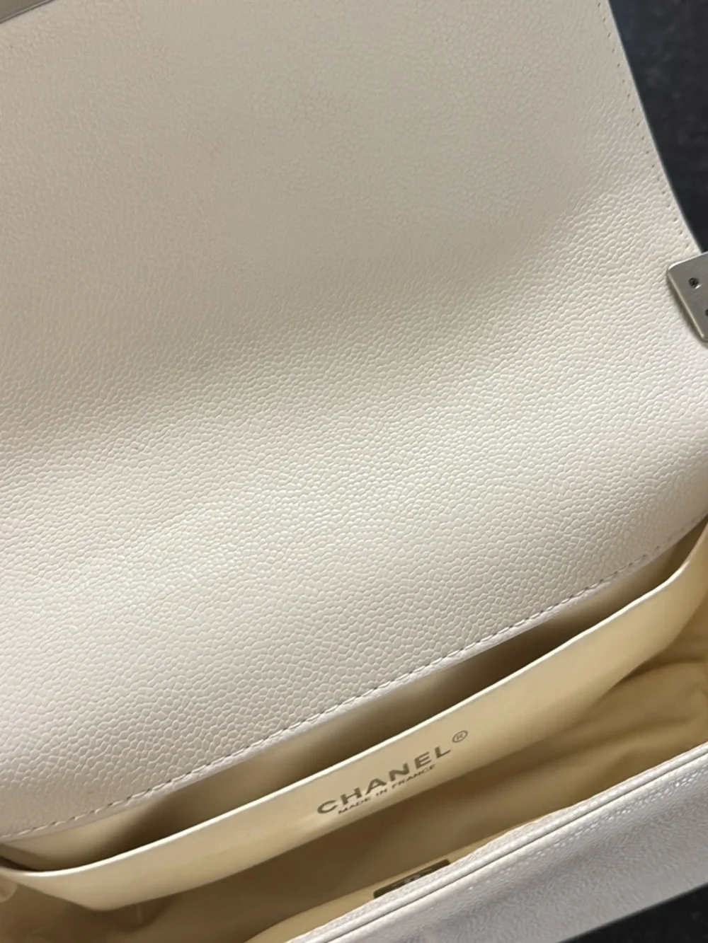 Quilted Cream Chain Shoulder Bag
